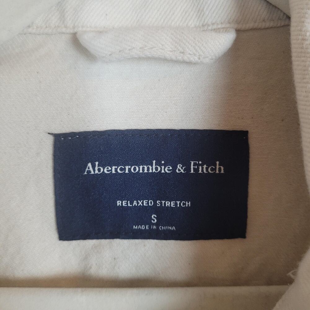 Abercrombie & Fitch White/ Cream Denim Oversized Relaxed Stretch Jean Jacket - Picture 4 of 8